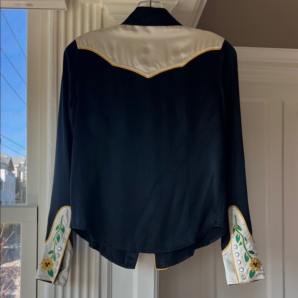 Marc Jacobs Western Black and White Shirt with Gold Trim snap closures - Picture 4 of 4